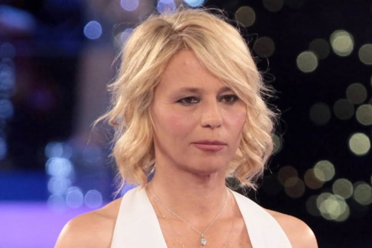 Maria De Filippi a nudo 